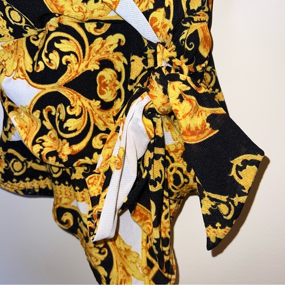 Fashion Nova “I Don’t Speak Broke” Baroque Wrap Bodysuit NWT M - Picture 10 of 12